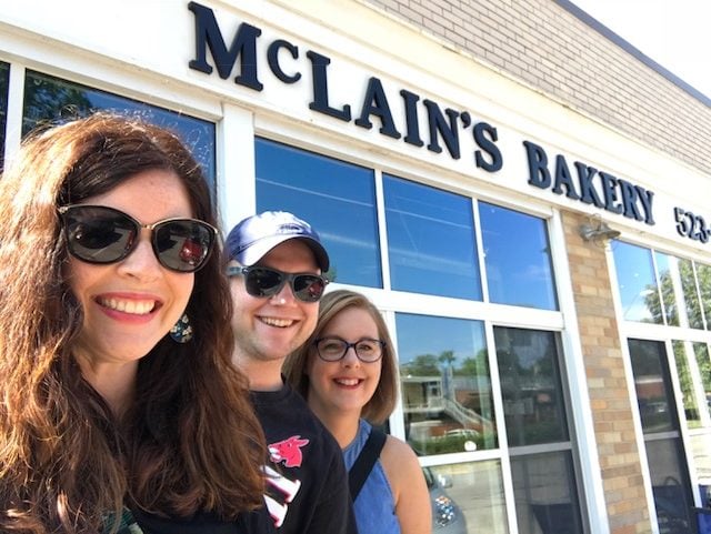 danielle-andrew-amanda-mclains-bakery-kansas-city