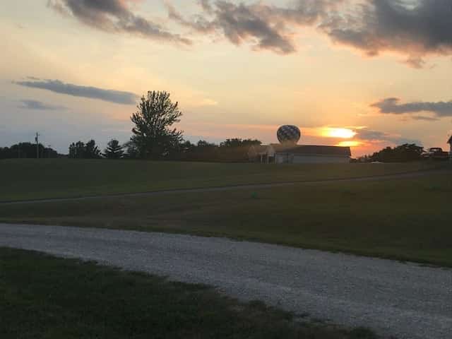 indianola-hot-air-ballon-landing