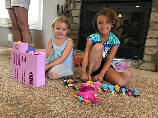 mae-playing-princess-toys-nebraska