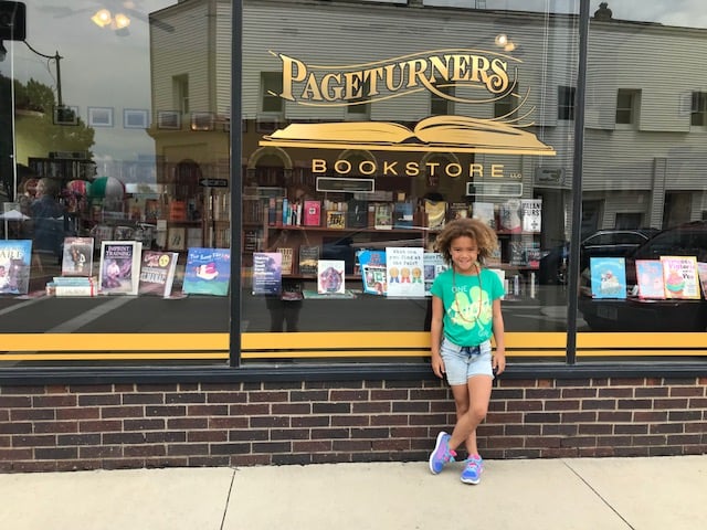 pageturners-downtown-indianola-bookstore